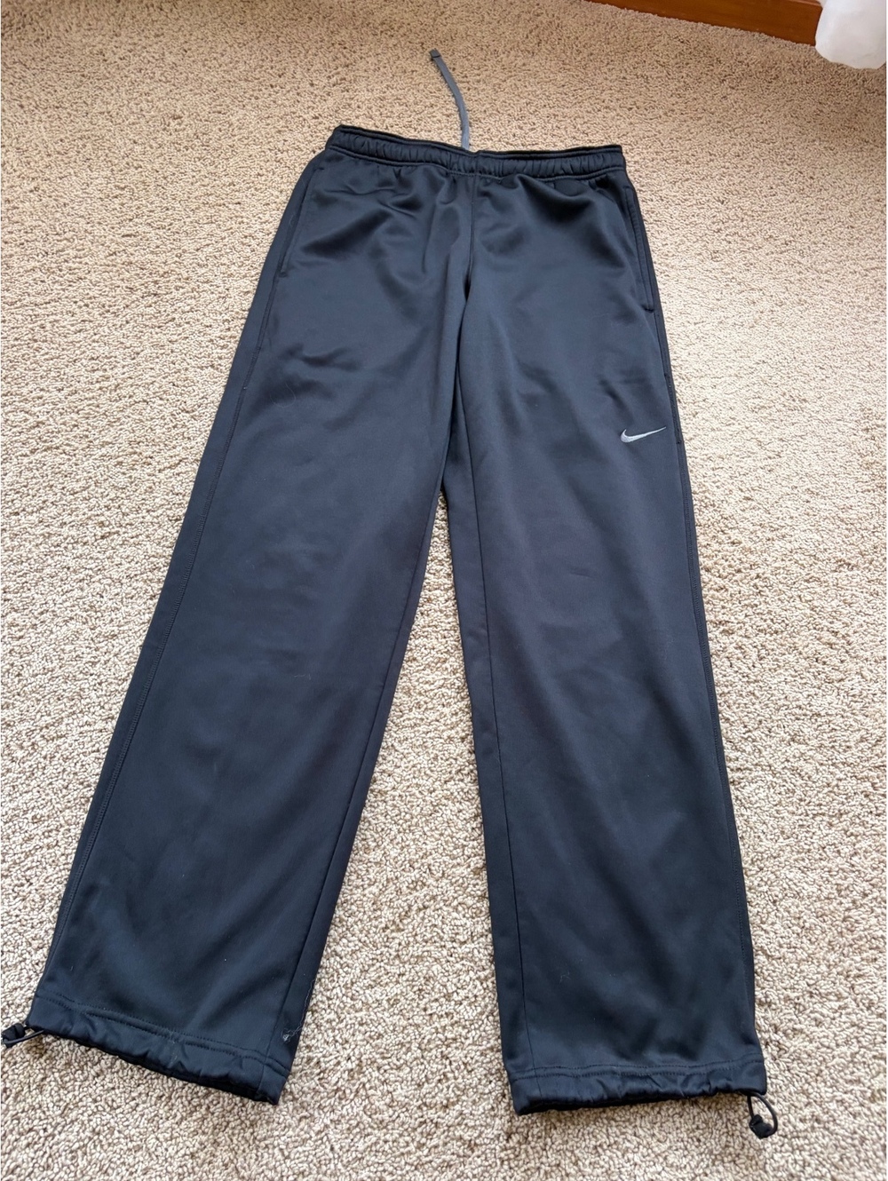 Men's Nike black therma-fit track pants M MEDIUM open hem drawstring toggles